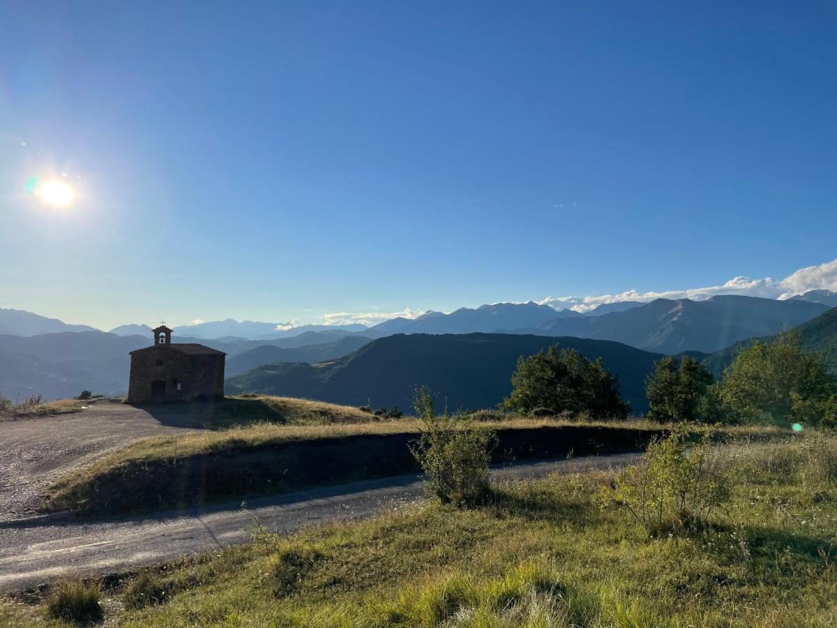 Apartamento Vacacional El Pont de Suert Buitenkant foto