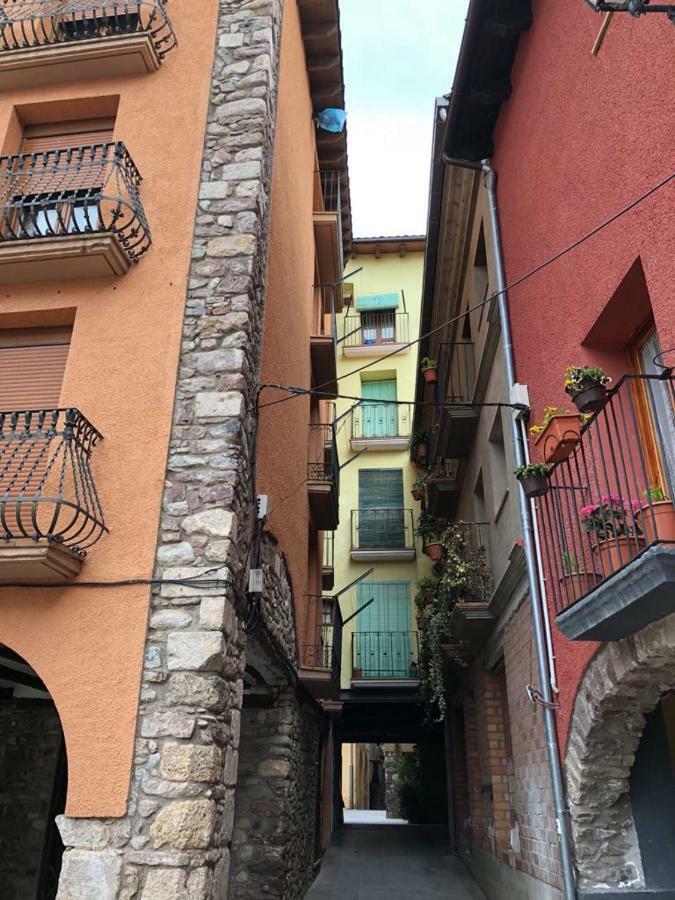 Apartamento Vacacional El Pont de Suert Buitenkant foto