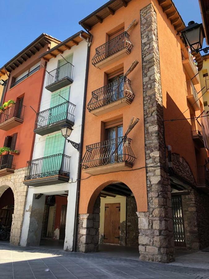 Apartamento Vacacional El Pont de Suert Buitenkant foto